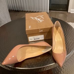 Christian Louboutin 38.5 Nude Pumps